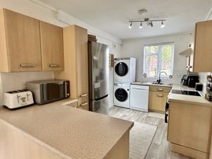 Kitchen- click for photo gallery